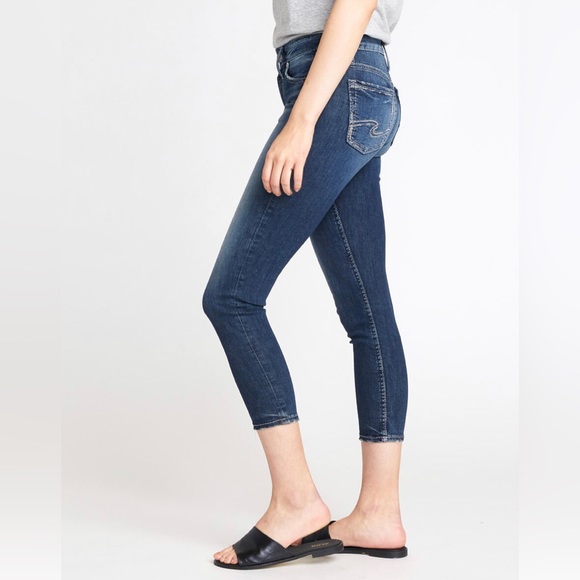 Silver Brand Cropped Denim size 28 - Picture 2 of 8